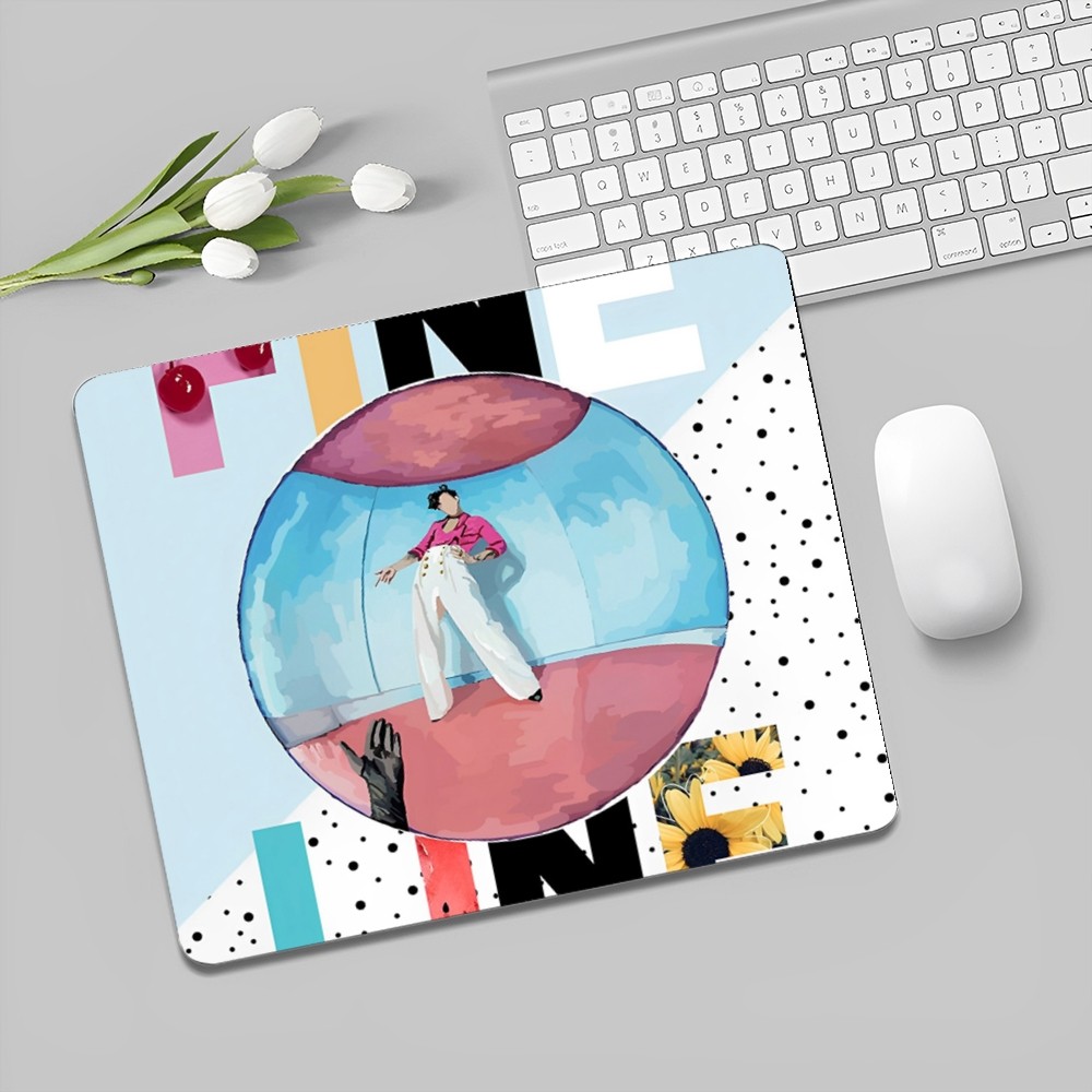 H-HaRRy S-styles Rubber Small  - Accessories For Your Gaming Room avaliação e preço